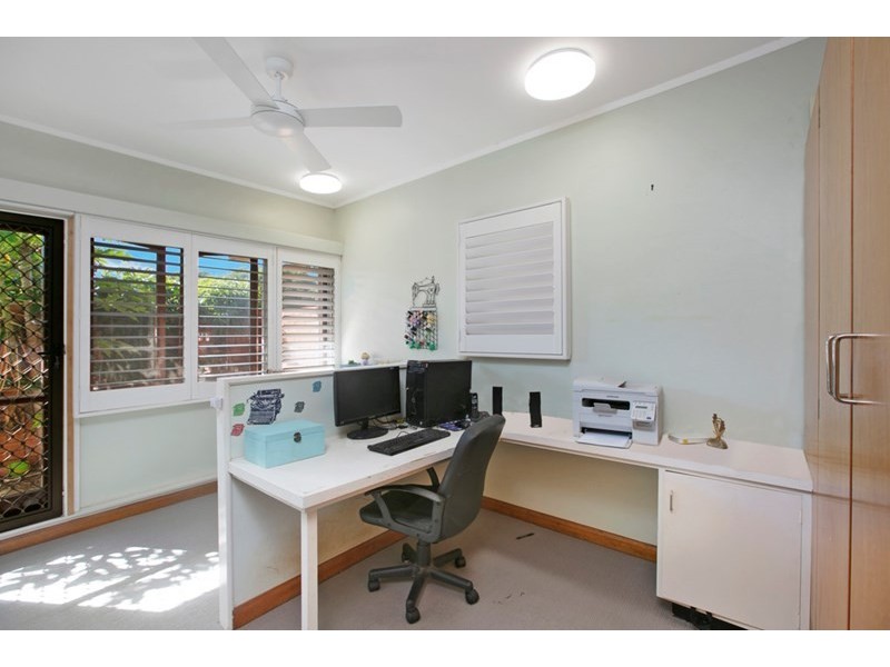 5 Russell Street, Cleveland QLD 4163