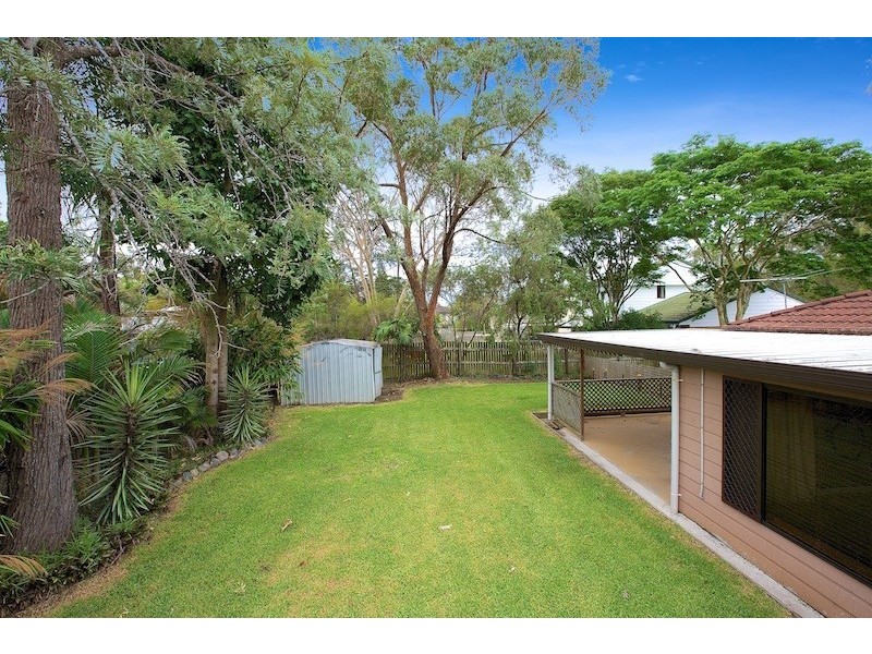 12 Frank Street, Thorneside QLD 4158