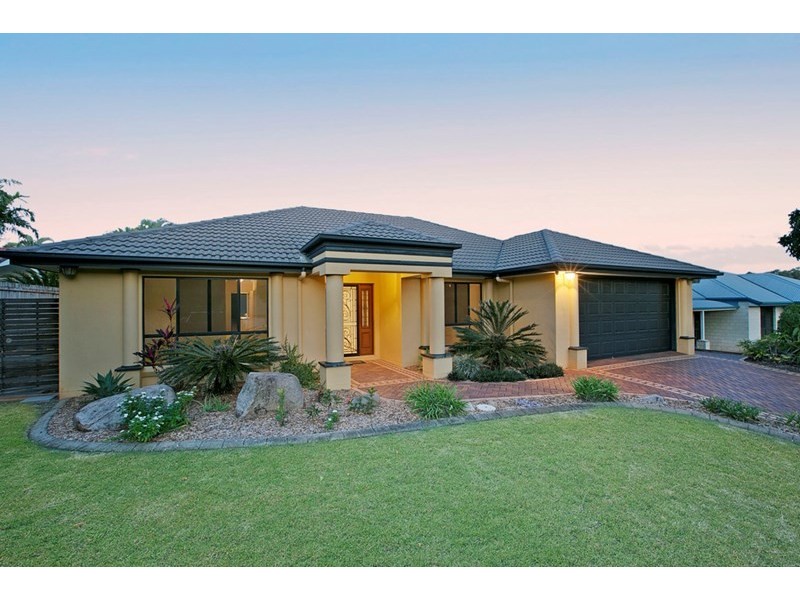 81 Belford Drive, Wellington Point QLD 4160