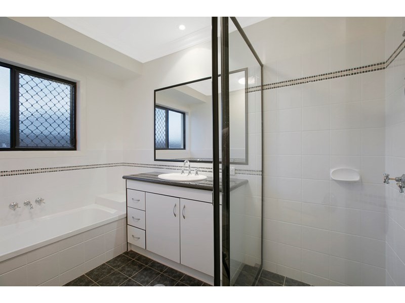 81 Belford Drive, Wellington Point QLD 4160