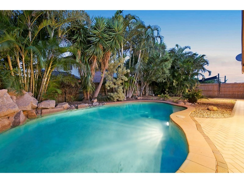 81 Belford Drive, Wellington Point QLD 4160