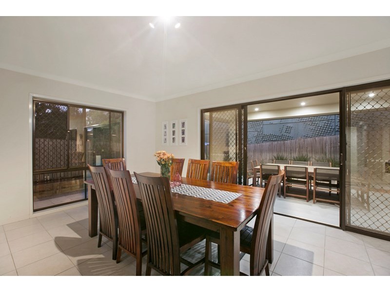 42 Ridgeview Street, Carindale QLD 4152