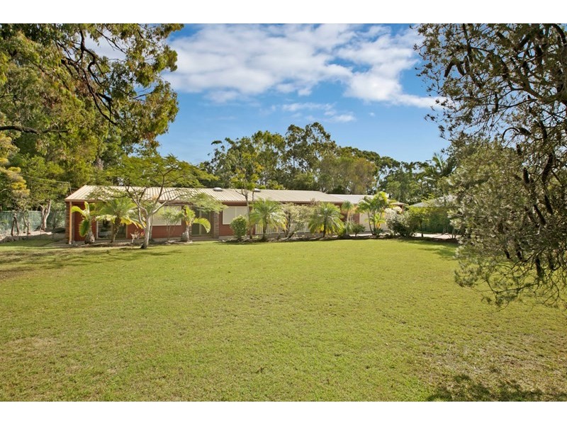 3 Lewisham Court, Birkdale QLD 4159