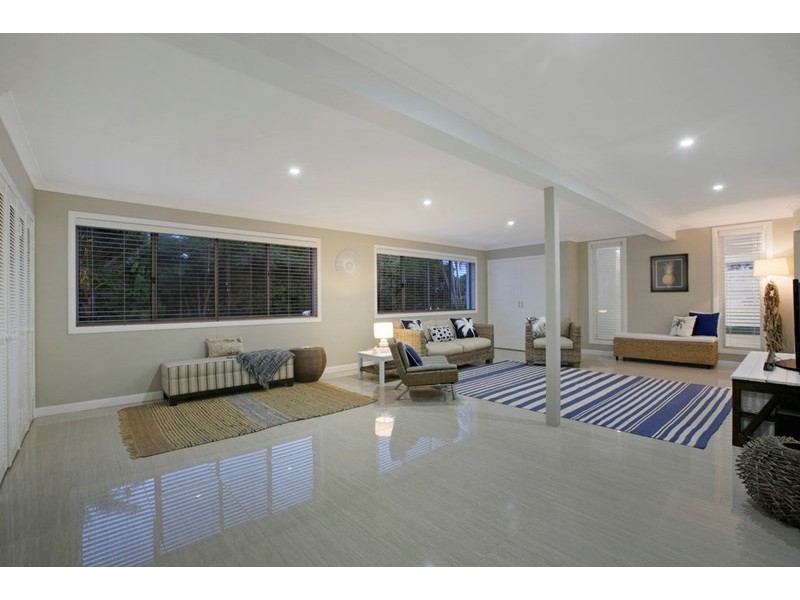 2 Christie Close, Ormiston QLD 4160