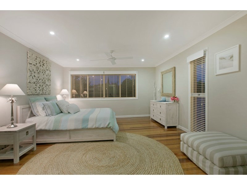 2 Christie Close, Ormiston QLD 4160