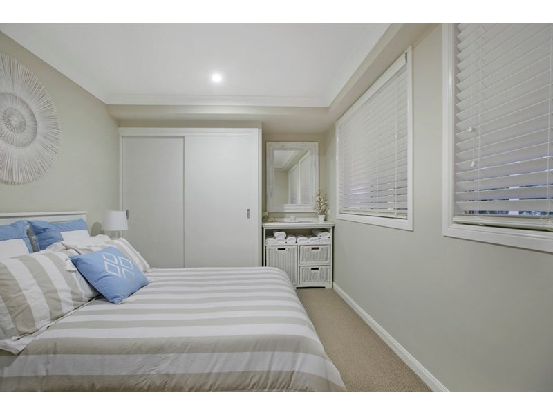2 Christie Close, Ormiston QLD 4160