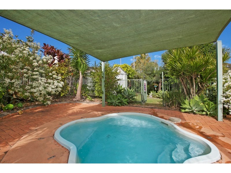 4 Toulby Street, Manly West QLD 4179