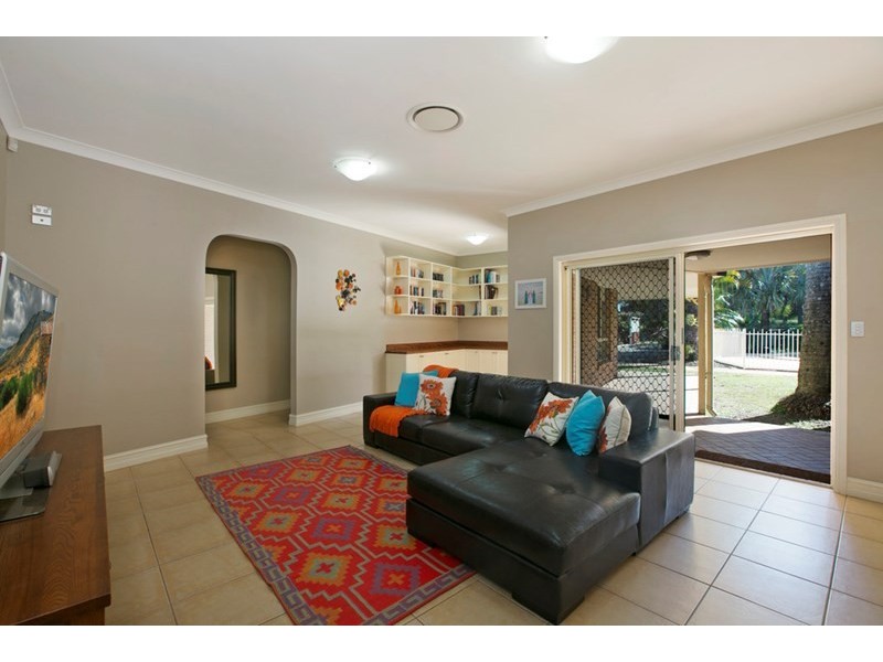 9 Ironbark Street, Capalaba QLD 4157