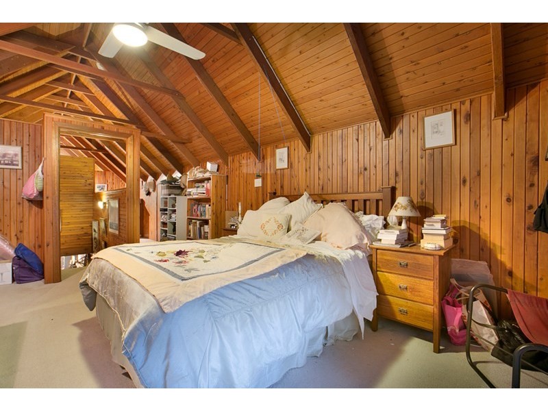 3 Whitehall Avenue, Birkdale QLD 4159