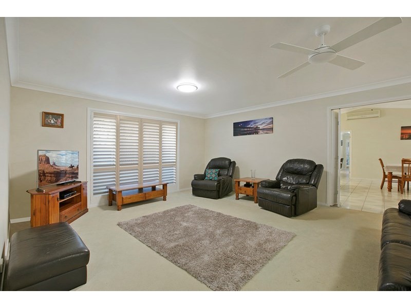 17 Finnegan Court, Birkdale QLD 4159