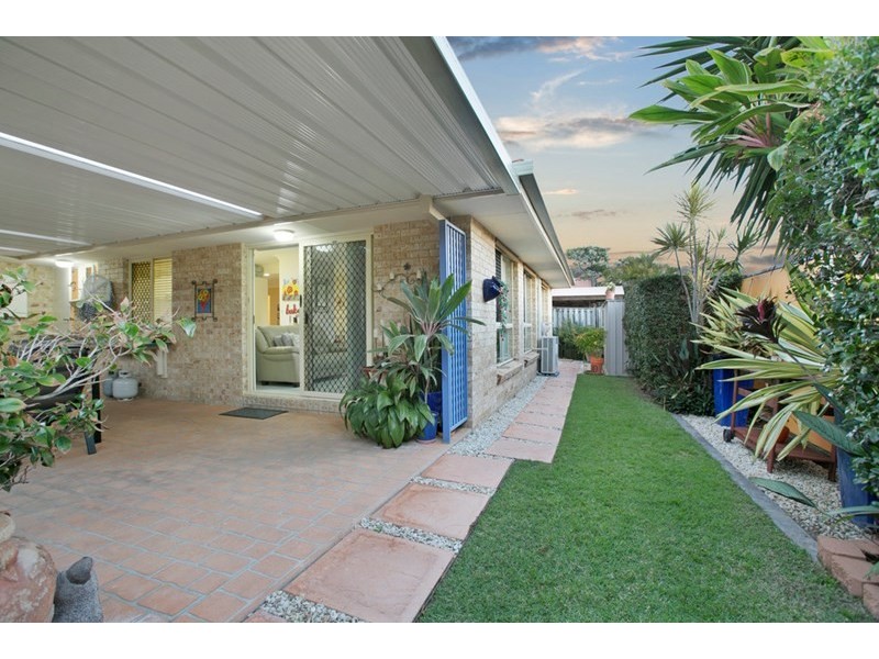 16 Isaacs Way, Wakerley QLD 4154