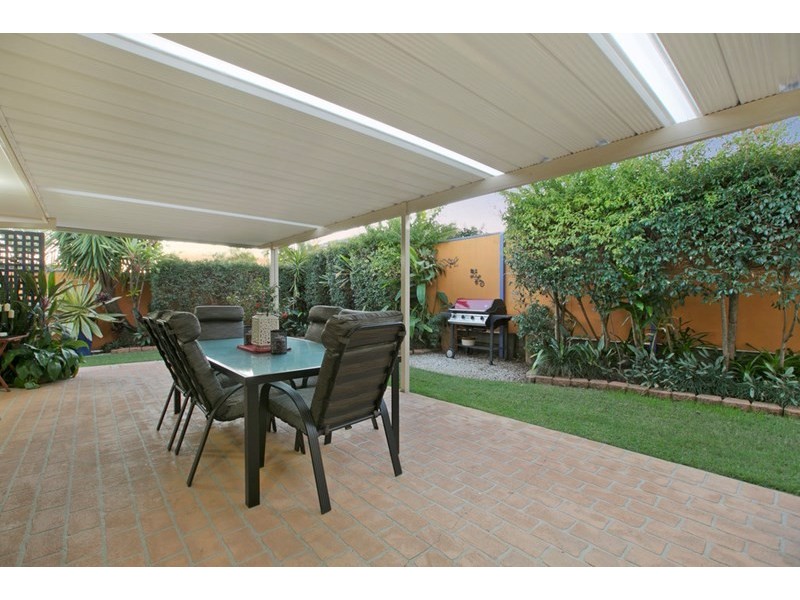 16 Isaacs Way, Wakerley QLD 4154