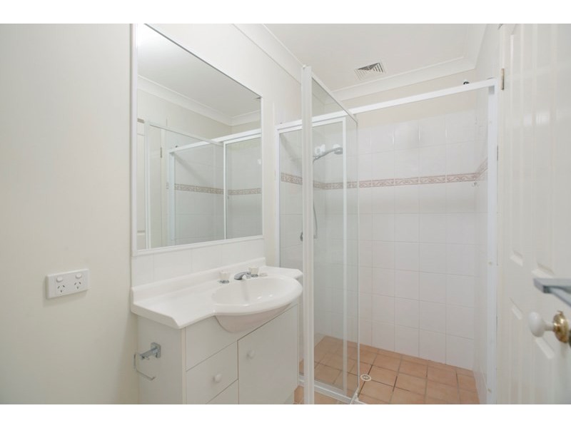 16 Isaacs Way, Wakerley QLD 4154