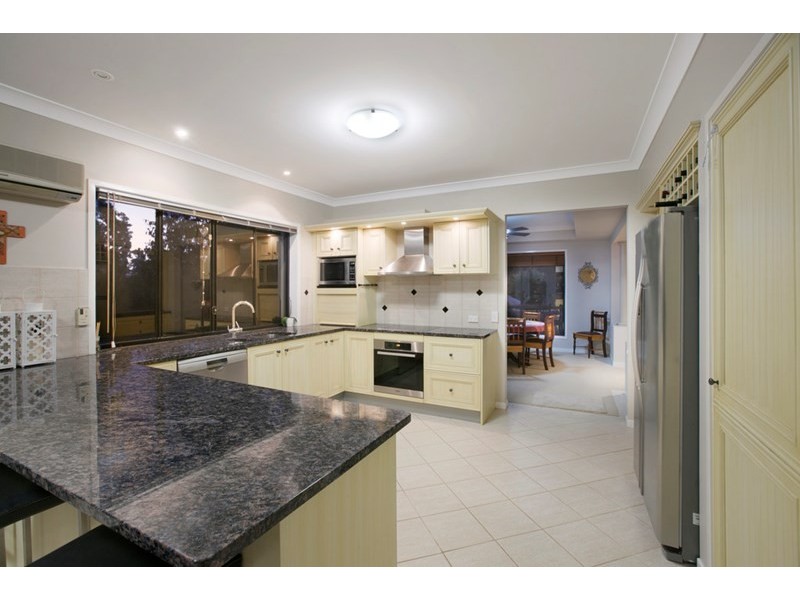 5 Benjamin Court, Cleveland QLD 4163