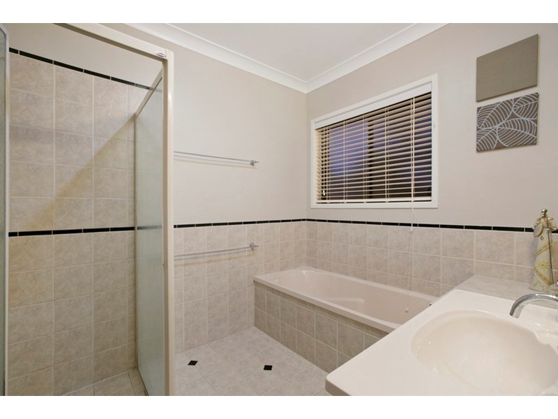 5 Benjamin Court, Cleveland QLD 4163