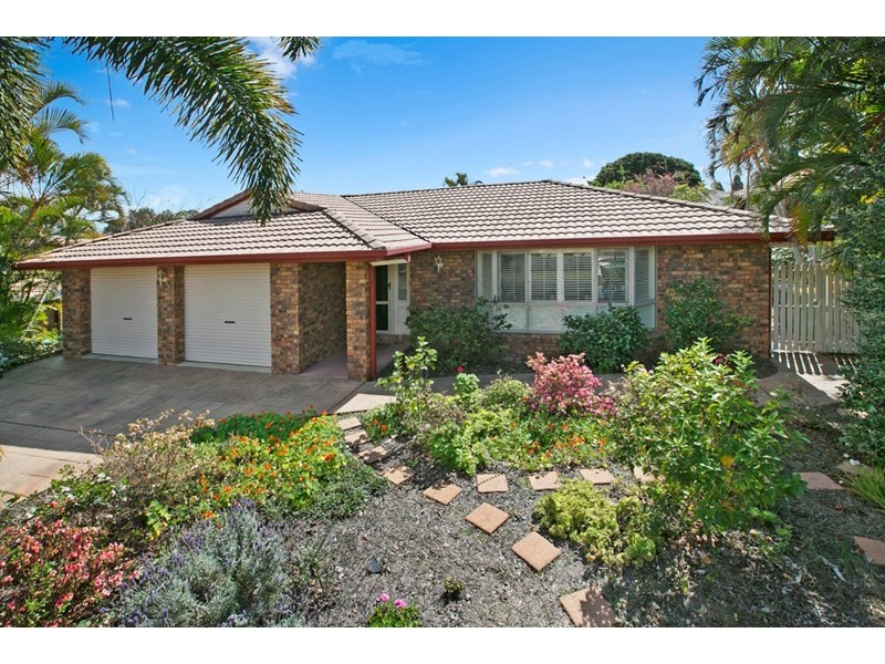 18 Drake Street, Wellington Point QLD 4160