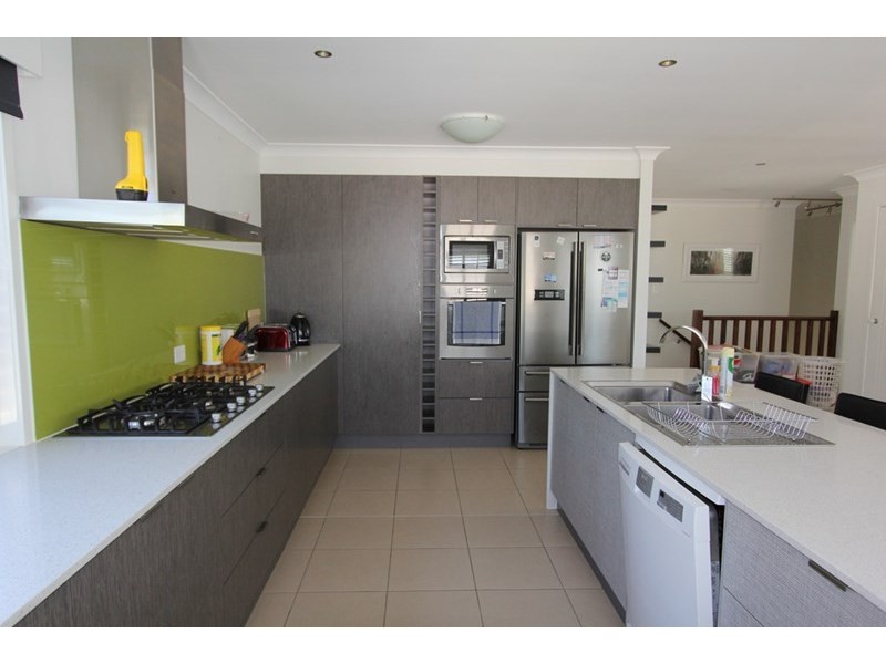 141 BAY Street, Cleveland QLD 4163