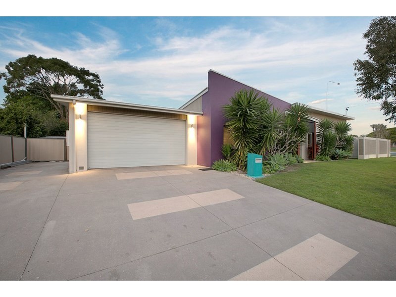 1 Thomas Street, Birkdale QLD 4159