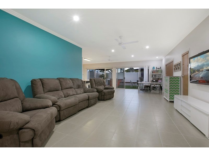 1 Thomas Street, Birkdale QLD 4159