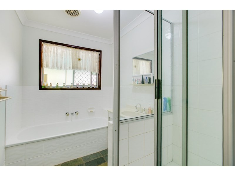 32 Rhoades Street, Capalaba QLD 4157