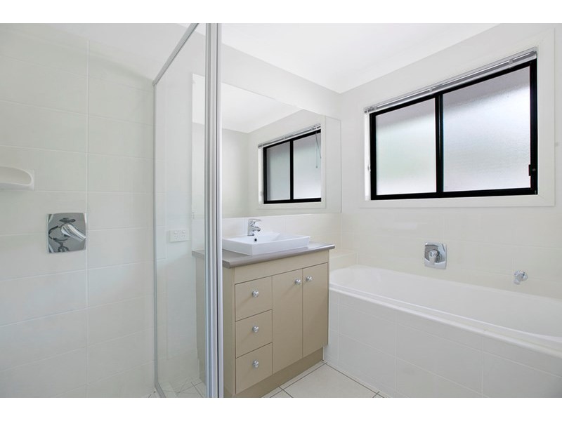 2/112 Beach Street, Cleveland QLD 4163