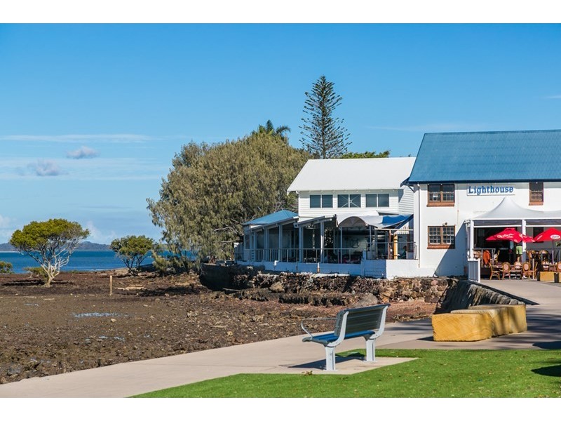 2/112 Beach Street, Cleveland QLD 4163