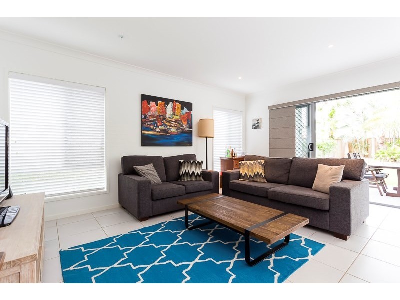 79 THORNESIDE Road, Thorneside QLD 4158