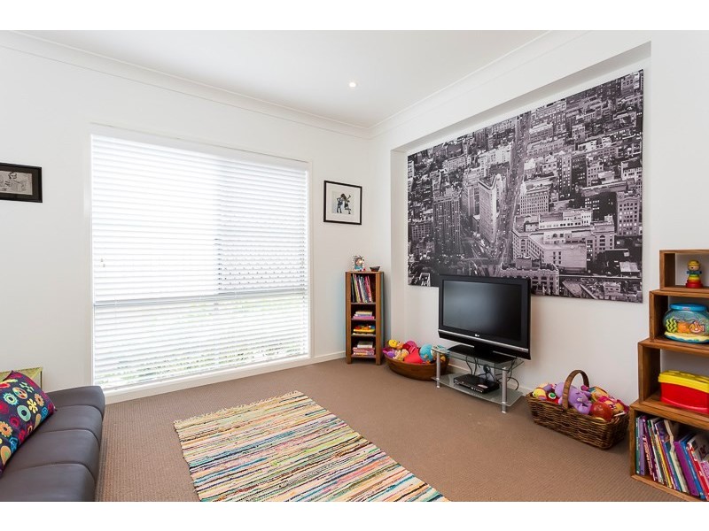 79 THORNESIDE Road, Thorneside QLD 4158