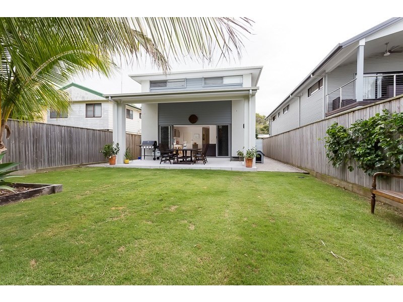 79 THORNESIDE Road, Thorneside QLD 4158