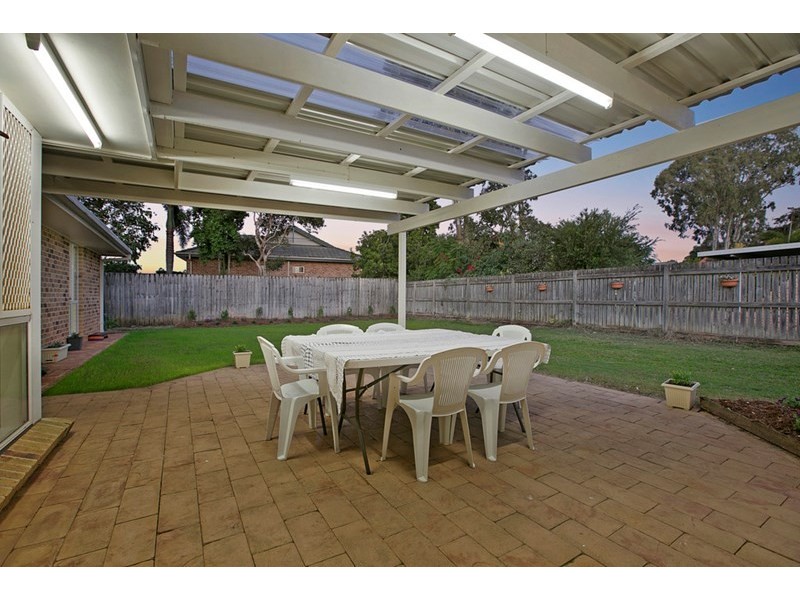 17 FINNEGAN Court, Birkdale QLD 4159