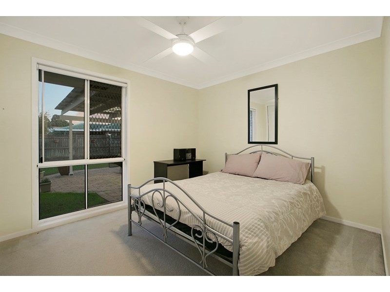 17 FINNEGAN Court, Birkdale QLD 4159