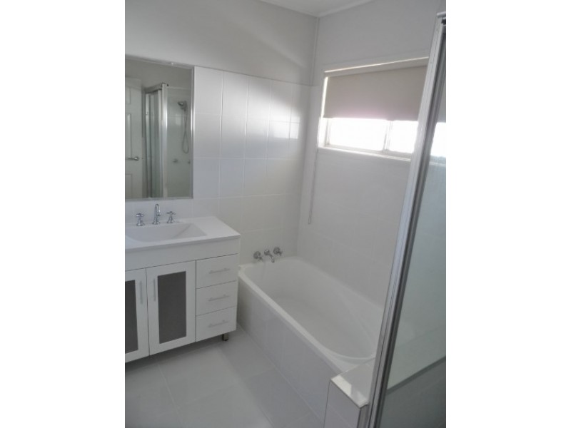 83 CAVELL Street, Birkdale QLD 4159