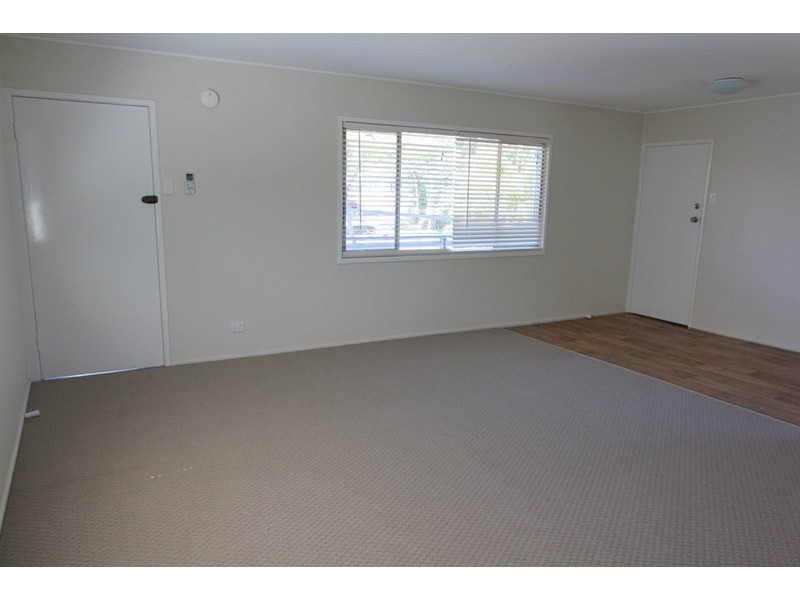 15 IAN Street, Thorneside QLD 4158