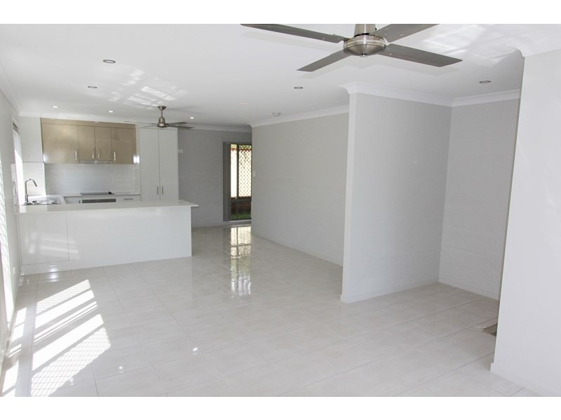 3/8 Oakland Street, Alexandra Hills QLD 4161
