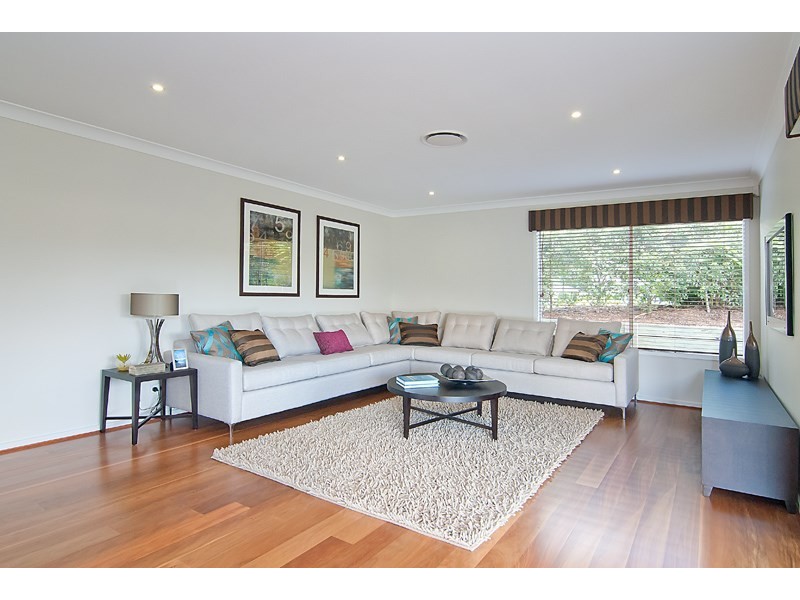 1 CABRIOLET Court, Upper Coomera QLD 4209