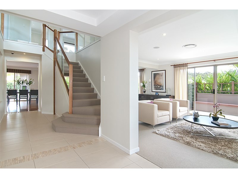 1 CABRIOLET Court, Upper Coomera QLD 4209