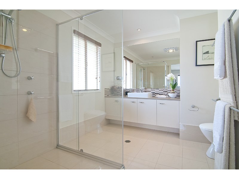 1 CABRIOLET Court, Upper Coomera QLD 4209