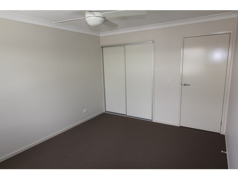 2/43 Surman Street, Birkdale QLD 4159