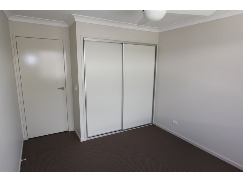 2/43 Surman Street, Birkdale QLD 4159