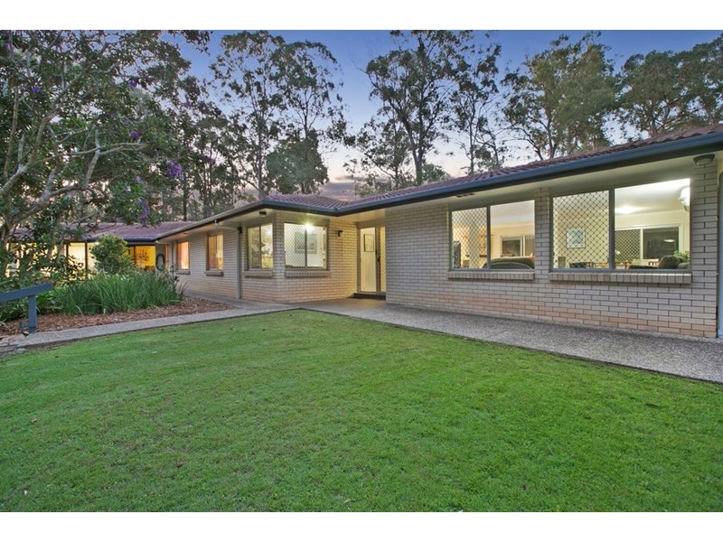 109 Pioneer Road, Sheldon QLD 4157