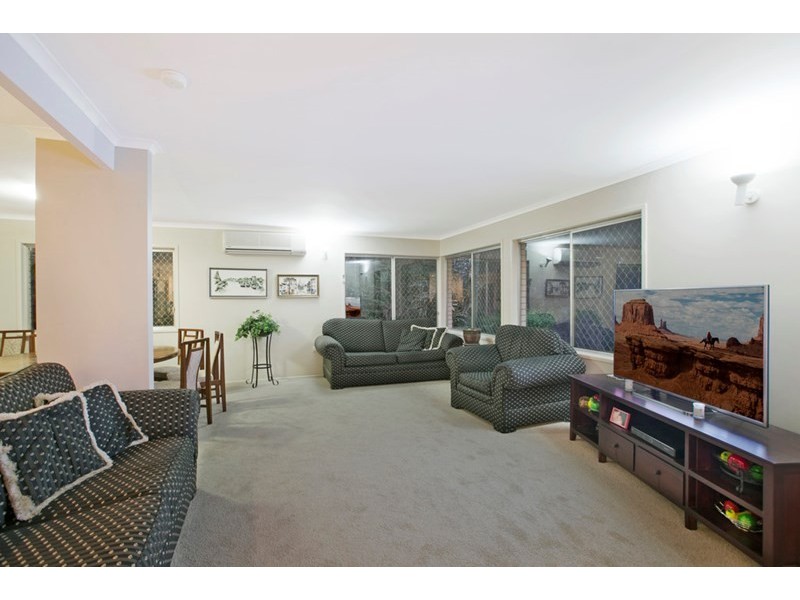 109 Pioneer Road, Sheldon QLD 4157