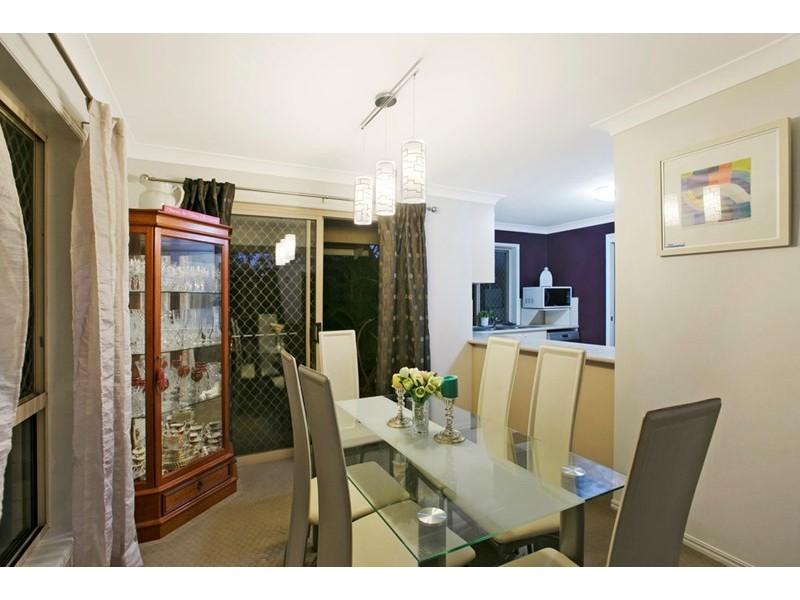 27/2 Denison Court, Capalaba QLD 4157