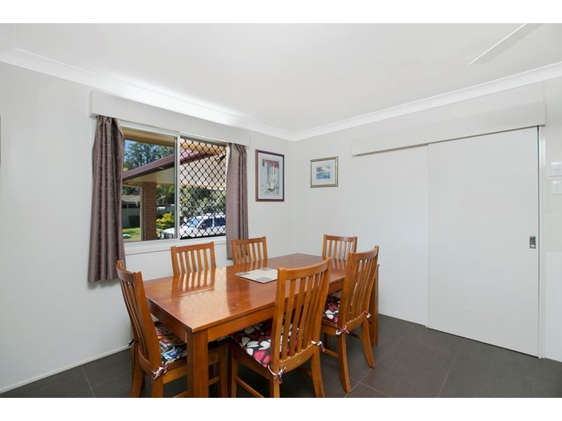 11 Makaha Drive, Birkdale QLD 4159