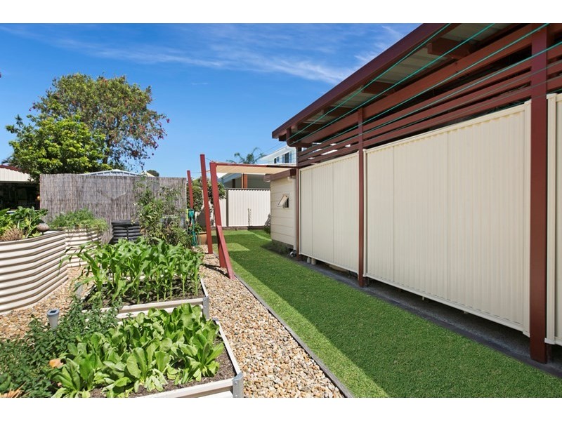 11 Makaha Drive, Birkdale QLD 4159