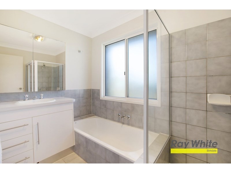 2/5 ARAMAC Court, Capalaba QLD 4157