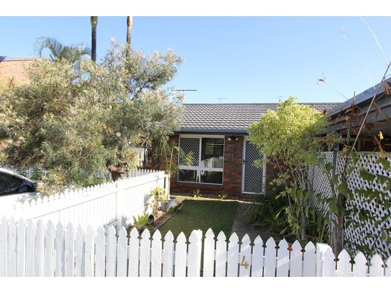 4/4 ARAMAC Court, Capalaba QLD 4157