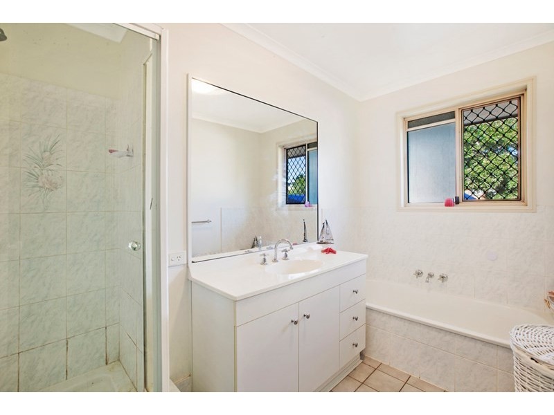 20 Ashley Court, Wellington Point QLD 4160