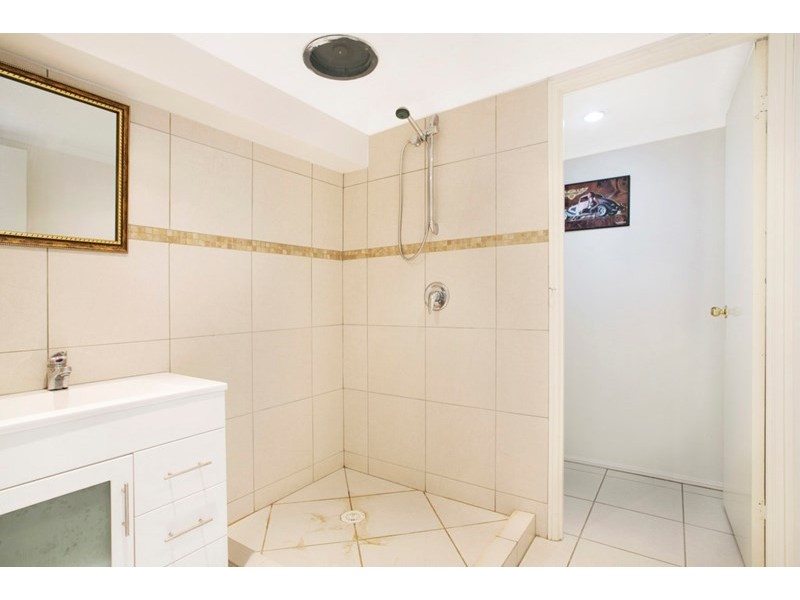 16 Wandilla Crescent, Loganholme QLD 4129