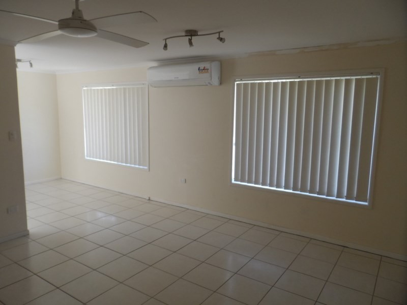 12 MICHELLE Court, Cleveland QLD 4163