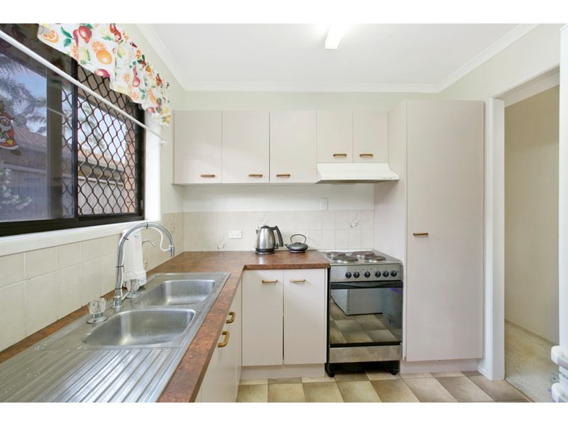 15 Leon Street, Thorneside QLD 4158